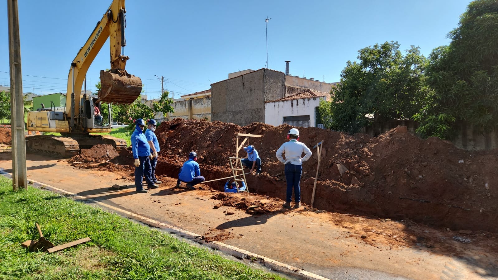 OBRAS DE PLANTÃO NA RUA Uruguaiana